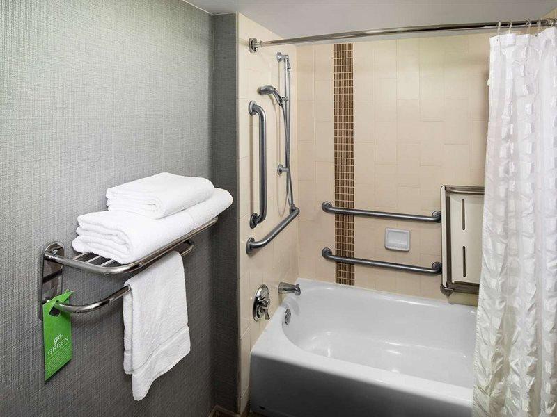 Hyatt Place Greenville/Haywood Экстерьер фото