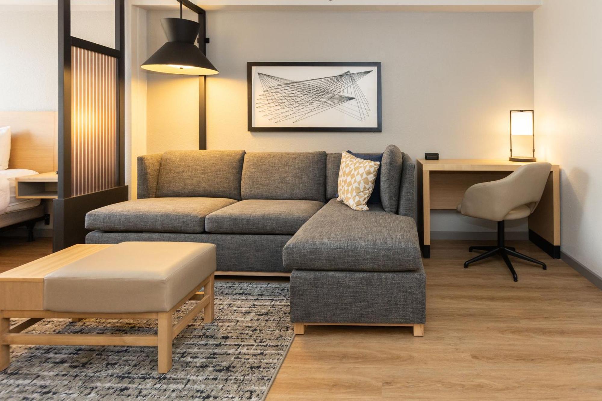 Hyatt Place Greenville/Haywood Экстерьер фото