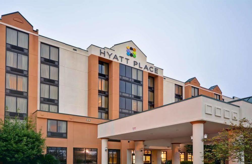 Hyatt Place Greenville/Haywood Экстерьер фото