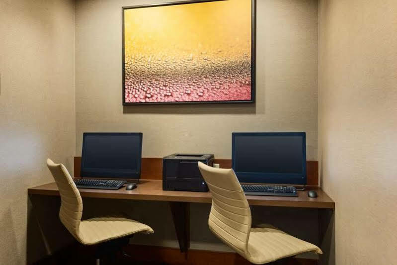 Hyatt Place Greenville/Haywood Экстерьер фото
